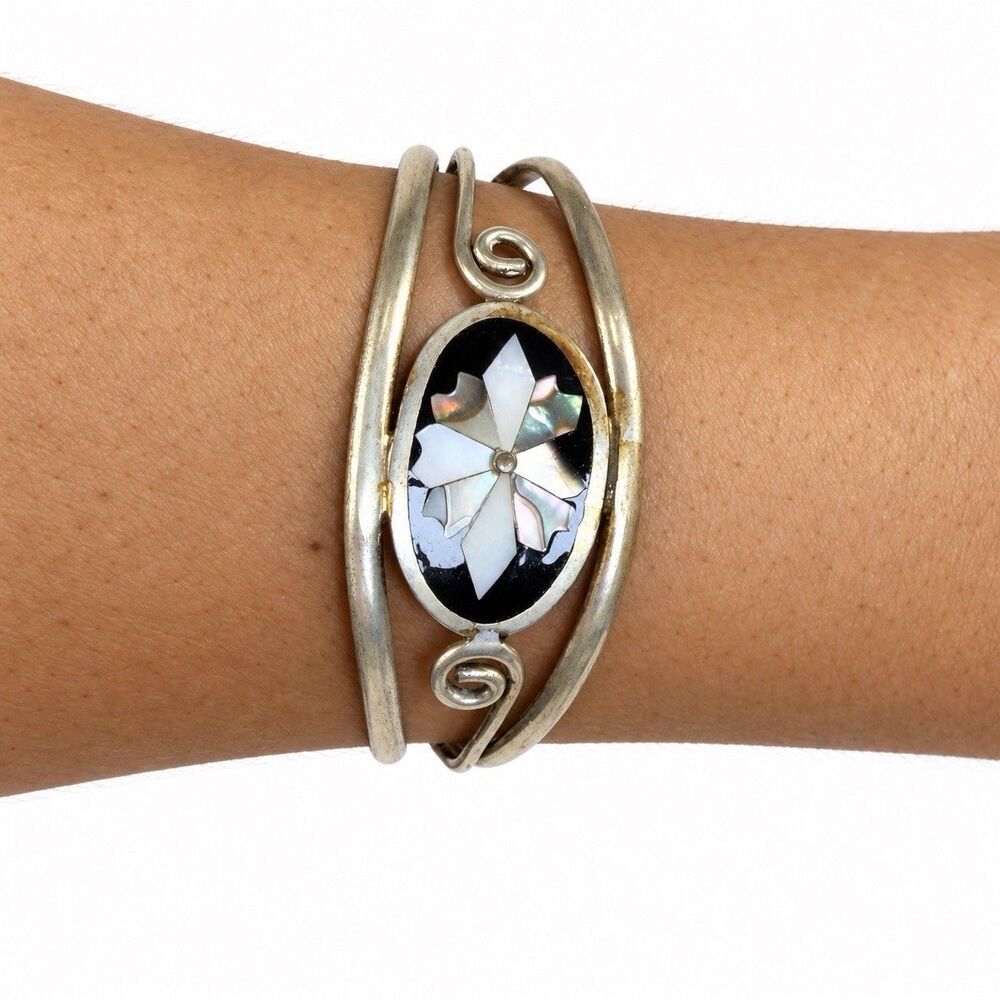 Vintage Mexican Alpaca Silver Abalone Mother of Pearl Flower Cuff Bracelet Boho